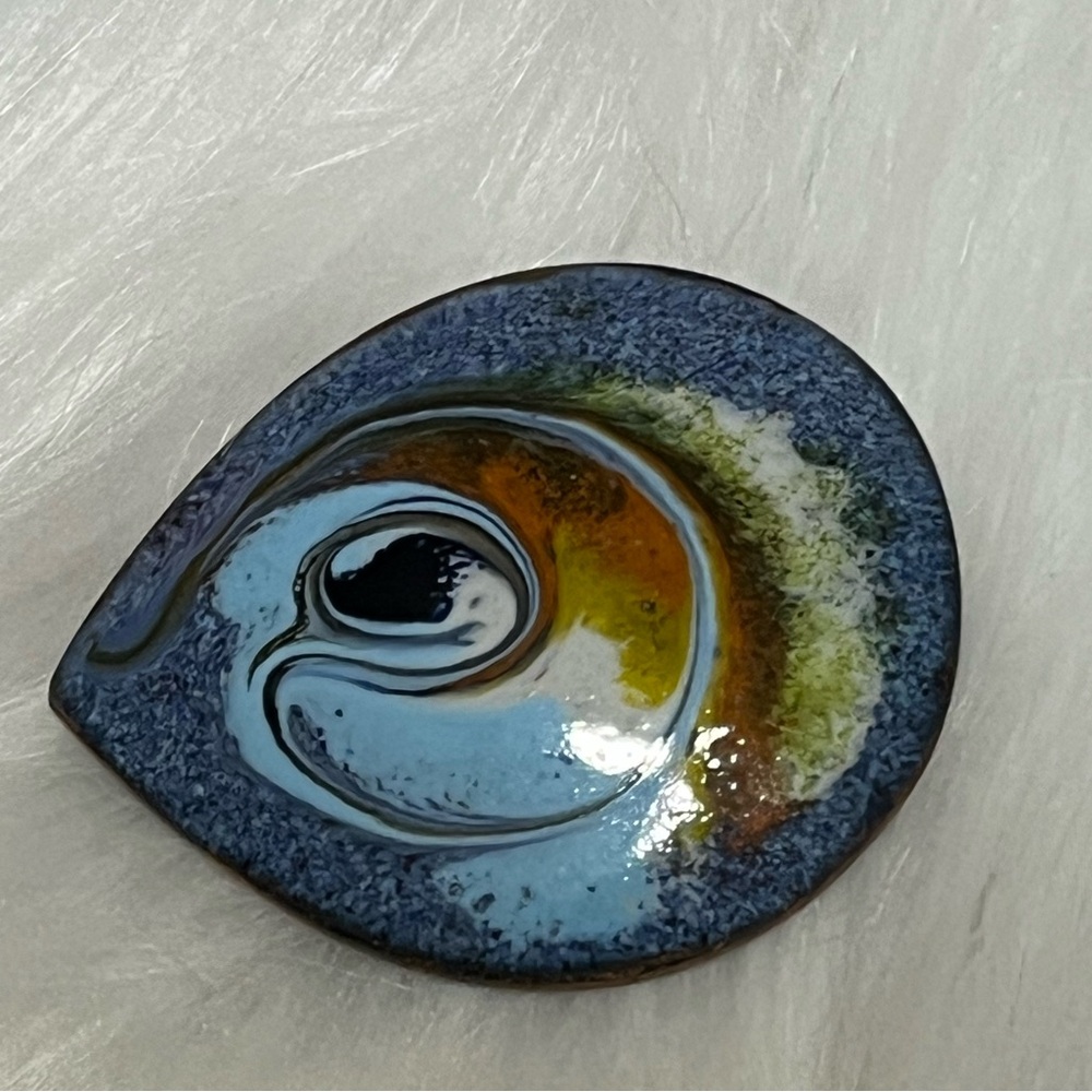 Meab Ireland Vintage Brooch - Picture 3 of 8